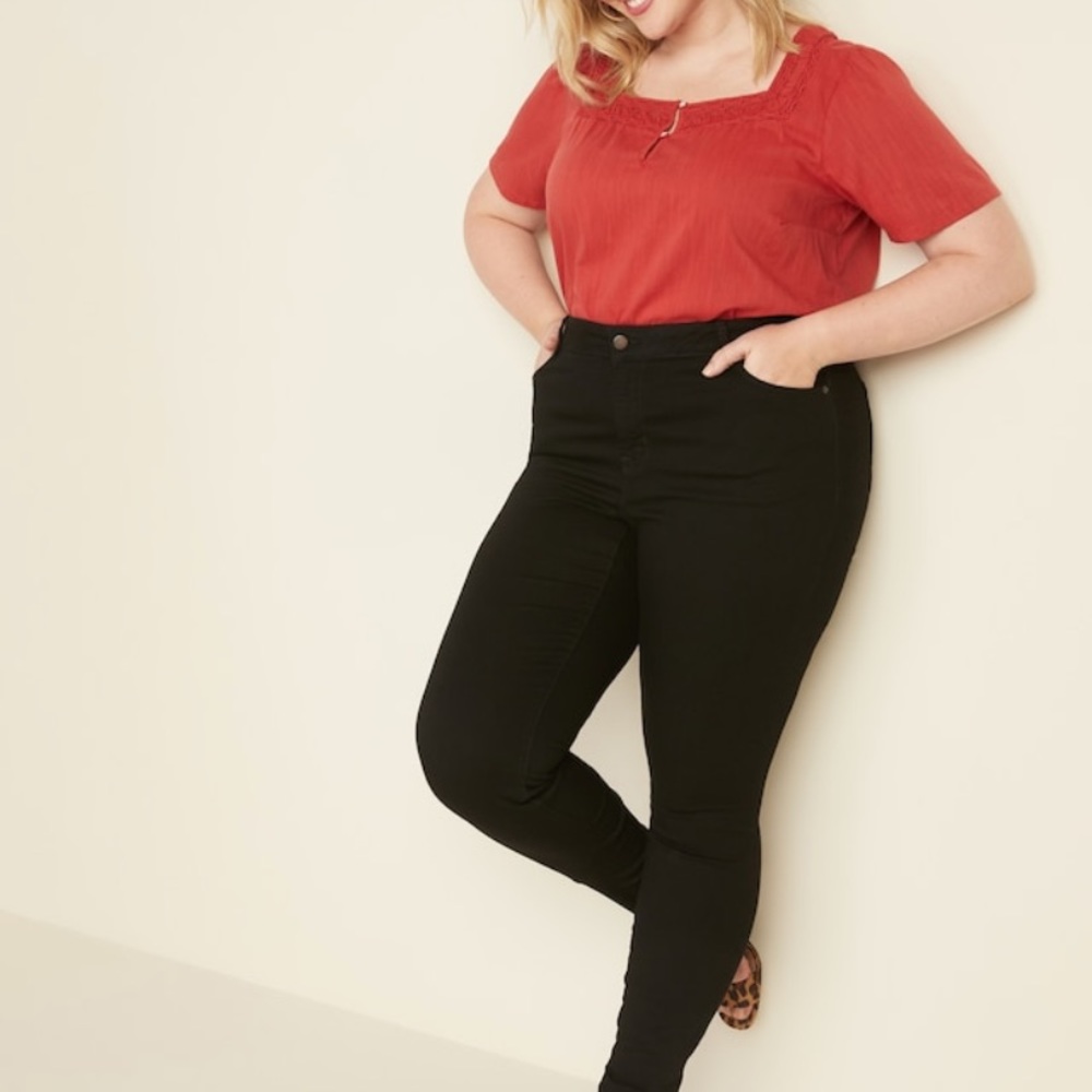 Old Navy Rockstar Super Skinny High Rise